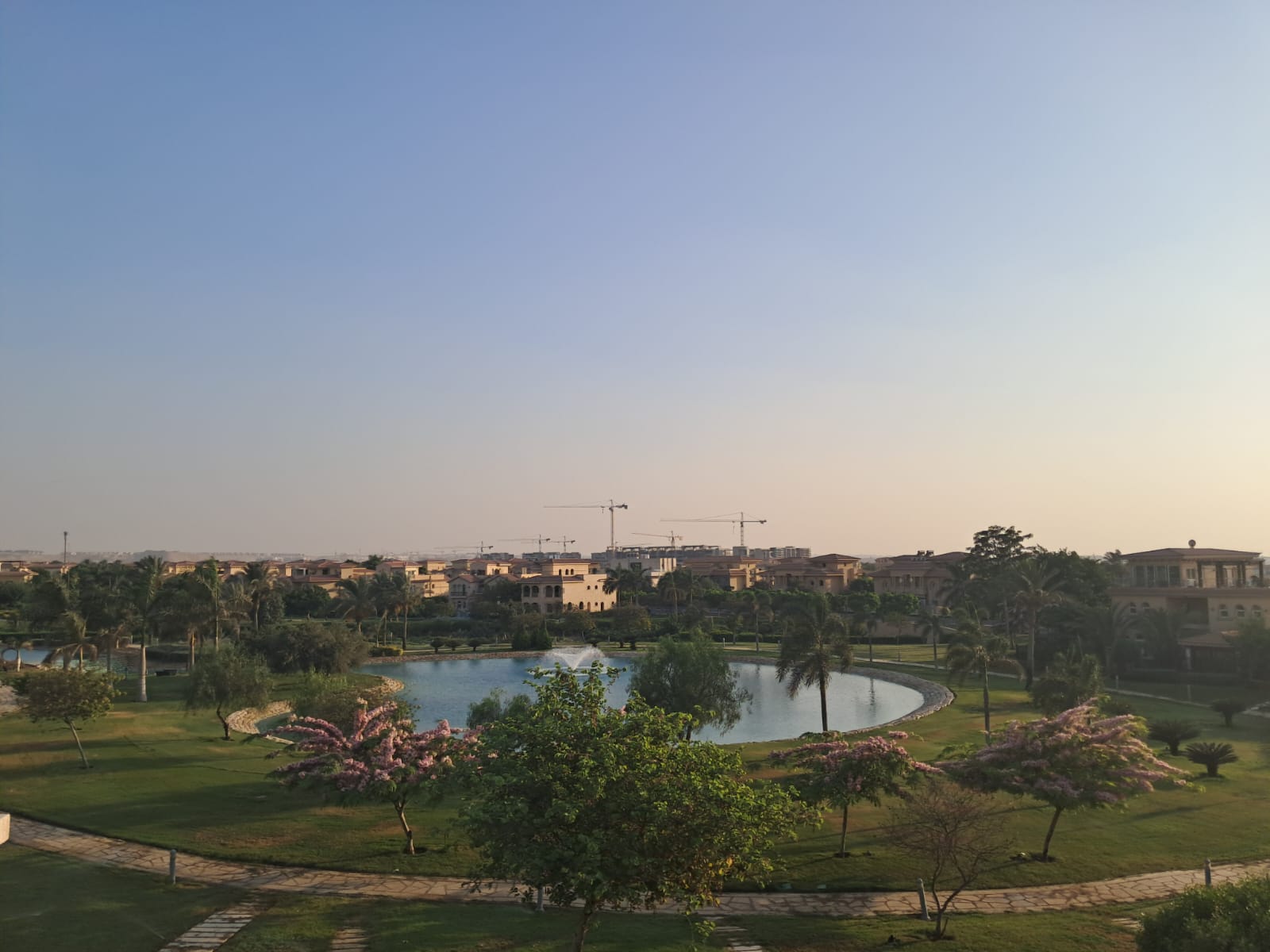 فيلا في مدينتي 450 م2 للبيع كاش بحري على جولف تشطيب هاي لوكس استلام فوري 35,000,000 ج 